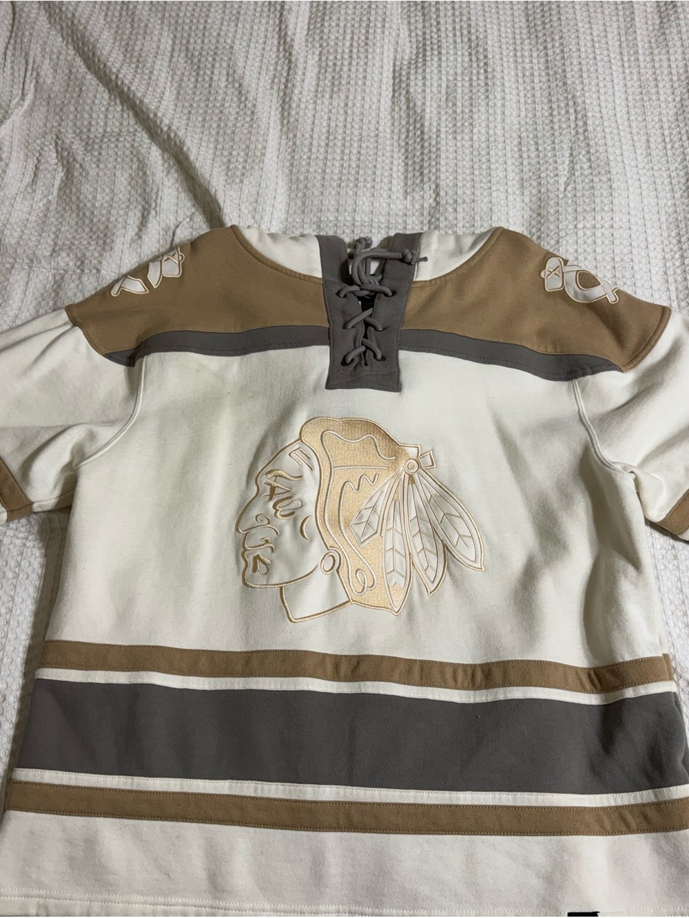 Chicago BlackHawks White and Gold Pullover